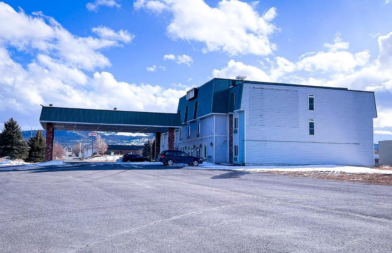 Helena Inn - Airport Luaran gambar