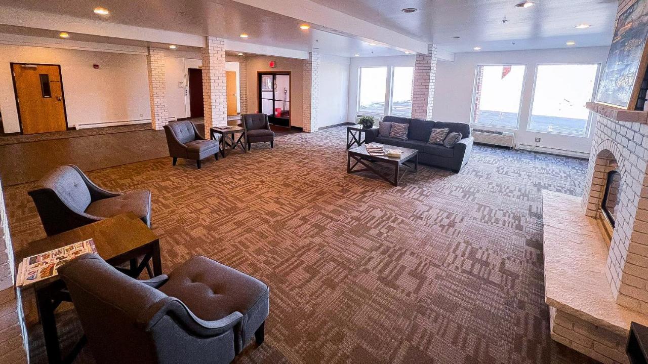 Helena Inn - Airport Luaran gambar